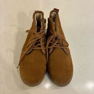 Cat & Jack lace up boots